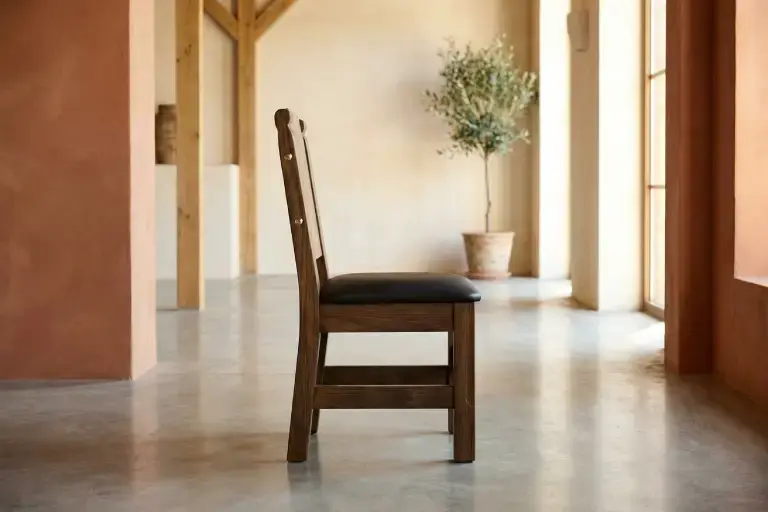 the-signature-chair-02