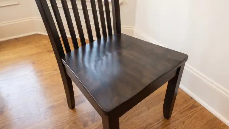 chair-the-evermont-04